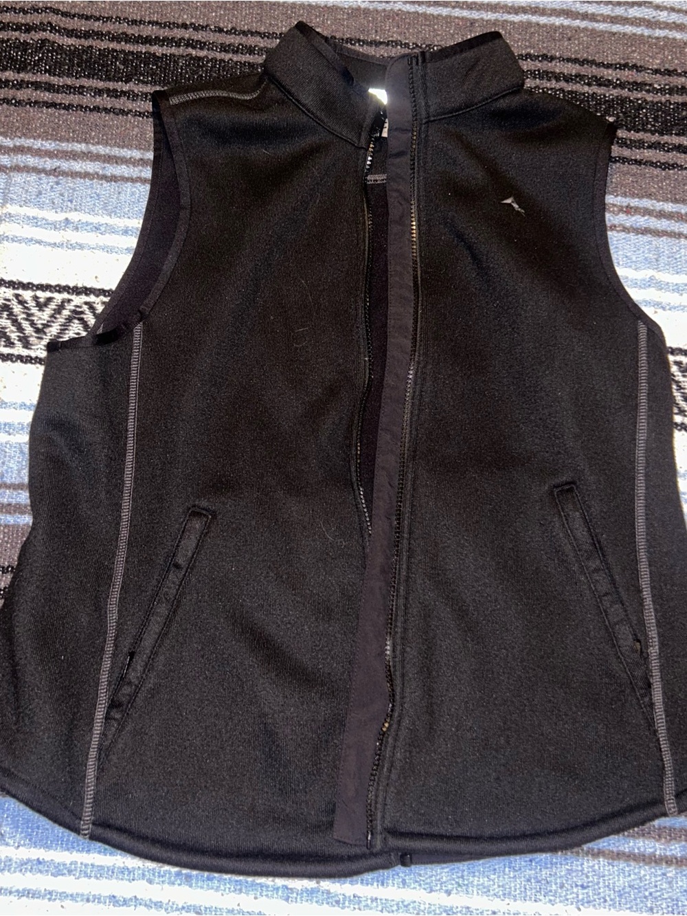 Men’s Black Sleeveless Fleece Vest with Zip - Lightweight Layering
